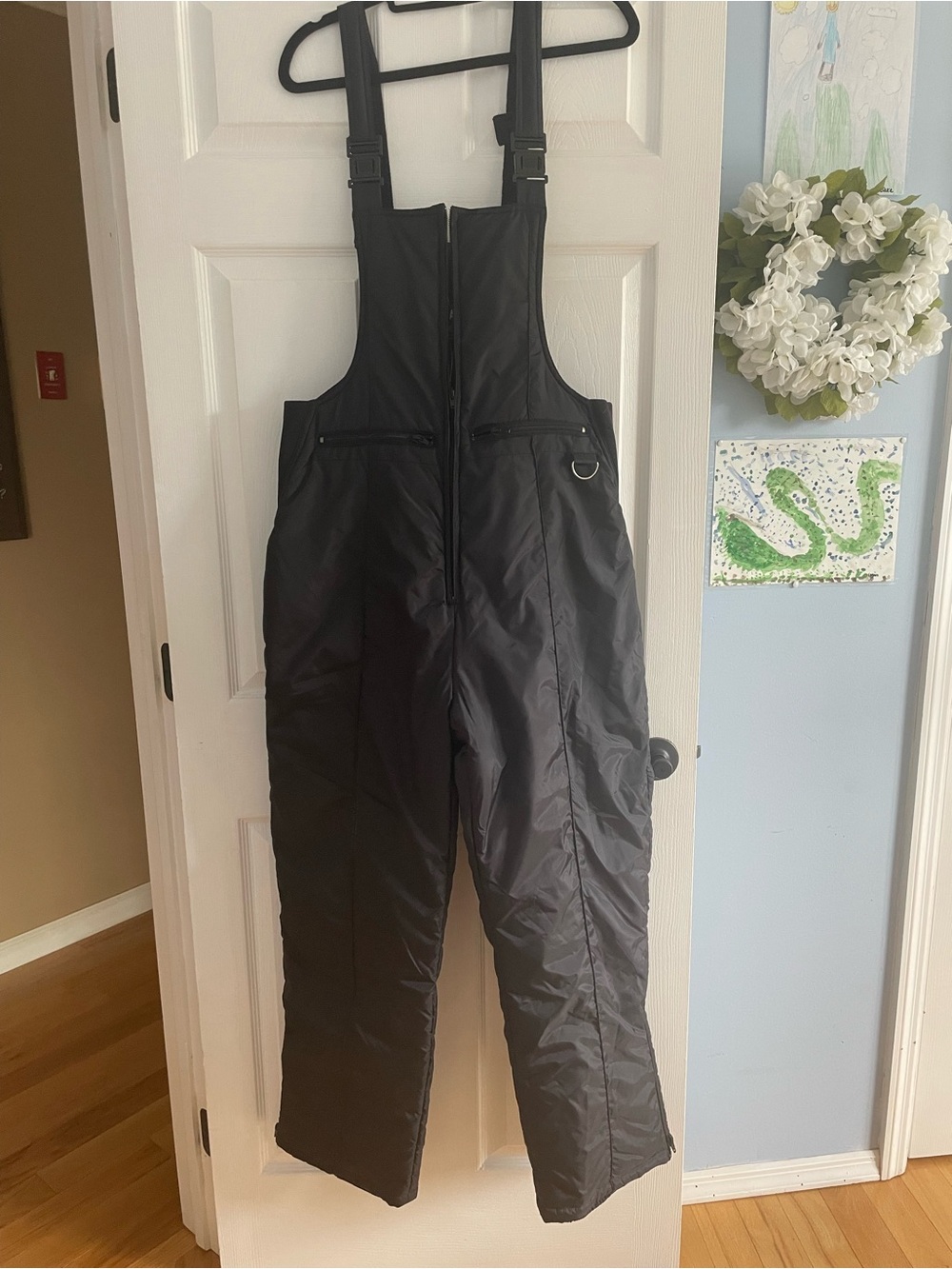 Trader Bay Black Snow Bib Overalls Ski Pants-Medium-NWT